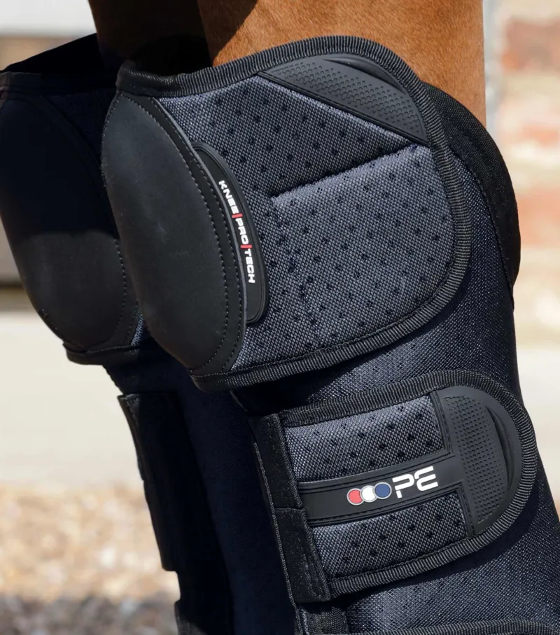 Premier Equine Airtechnology Knee Pro-Tech Horse Travel Boots Navy 4 Premier Equine Airtechnology Knee Pro-Tech Horse Travel Boots Navy - Image 4