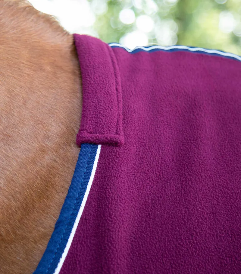 Premier Equine Asure Fleece Rug Burgundy 2 Premier Equine Asure Fleece Rug Burgundy - Image 2