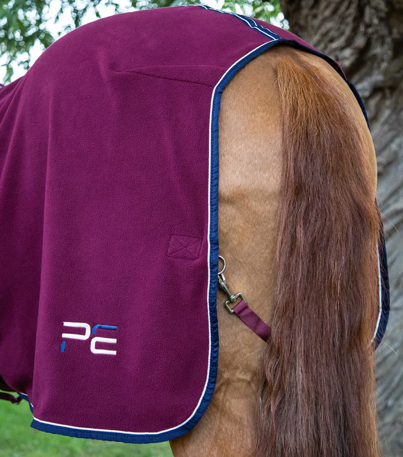 Premier Equine Asure Fleece Rug Burgundy 6 Premier Equine Asure Fleece Rug Burgundy - Image 6