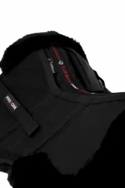 LeMieux ProSorb Merino+ 3 Pocket Half Pad Black 13 LeMieux ProSorb Merino+ 3 Pocket Half Pad Black -PREMIER EQUINE LeMieux ProSorb Lambskin 3 Pocket Half Pad BlackBlack 7