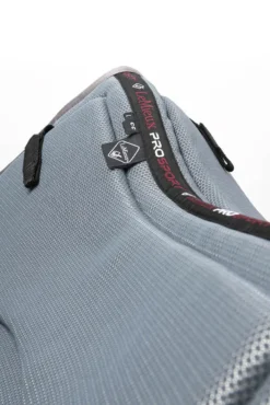 LeMieux Ultra Mesh Close Contact Square Grey 6 LeMieux Ultra Mesh Close Contact Square Grey -PREMIER EQUINE LeMieux Ultra Mesh Close Contact Square Grey 4