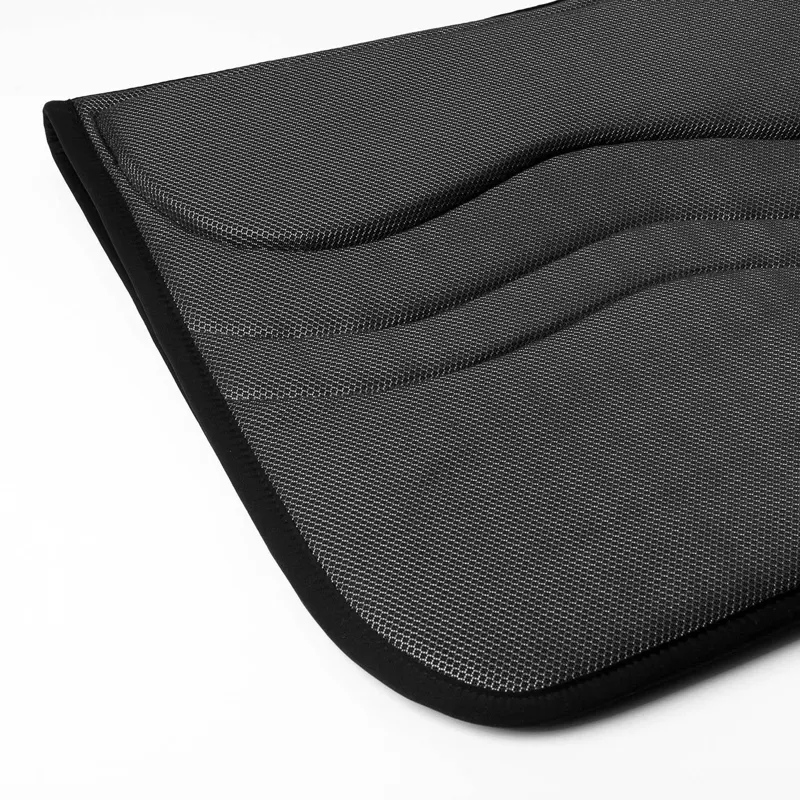 LeMieux Ultra Mesh Dressage Square Black 4 LeMieux Ultra Mesh Dressage Square Black - Image 4