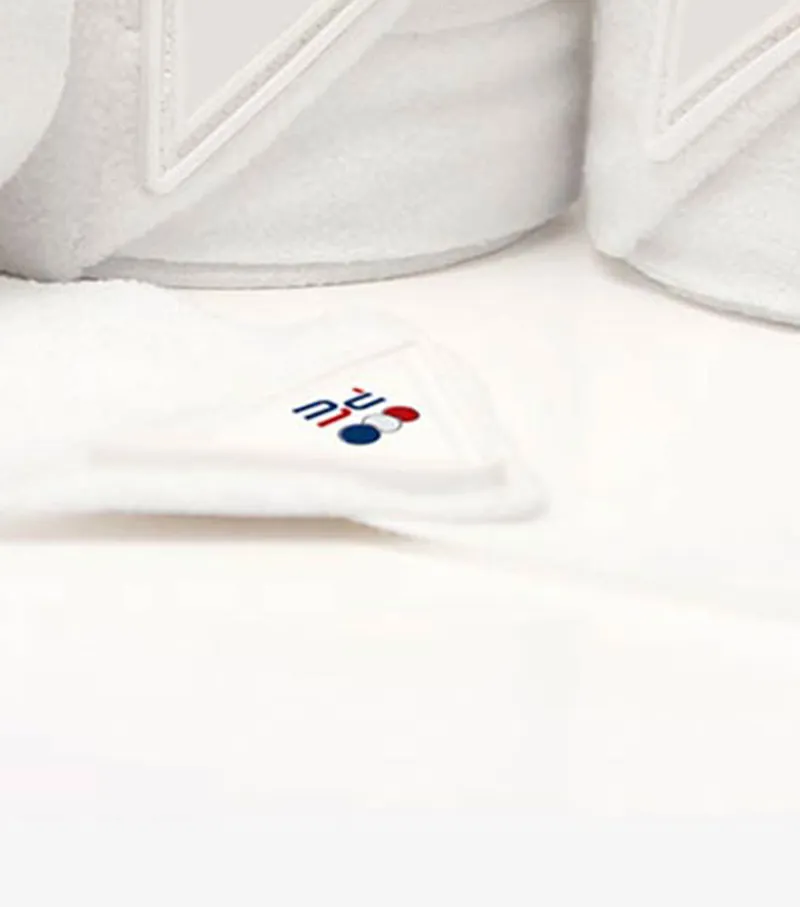 Premier Equine Horse Polo Fleece Bandages White 3 Premier Equine Horse Polo Fleece Bandages White - Image 3