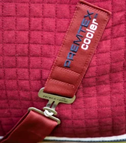 Premier Equine PremTex Horse Cooler Rug Burgundy 8 Premier Equine PremTex Horse Cooler Rug Burgundy -PREMIER EQUINE Premtex cooler burgundy 4 2