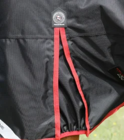 Premier Equine Titan 450g Original Turnout Rug Black 9 Premier Equine Titan 450g Original Turnout Rug Black -PREMIER EQUINE Titan 450 Original Turnout Rug Black 4