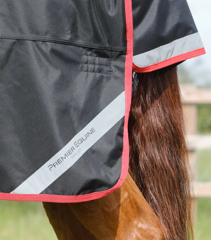Premier Equine Titan 450g Original Turnout Rug Black 6 Premier Equine Titan 450g Original Turnout Rug Black - Image 6