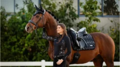 LeMieux Adour Dressage Square Black 6 LeMieux Adour Dressage Square Black -PREMIER EQUINE it01402 lifestyle adourdressagesquare black 5 copy