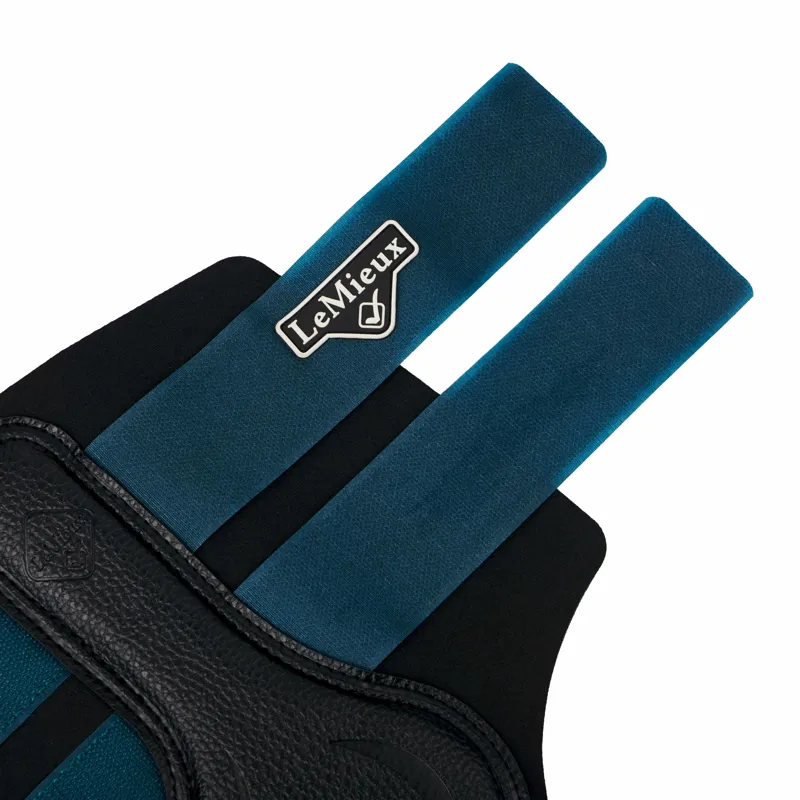 LeMieux Grafter Brushing Boot Marine 4 LeMieux Grafter Brushing Boot Marine - Image 4