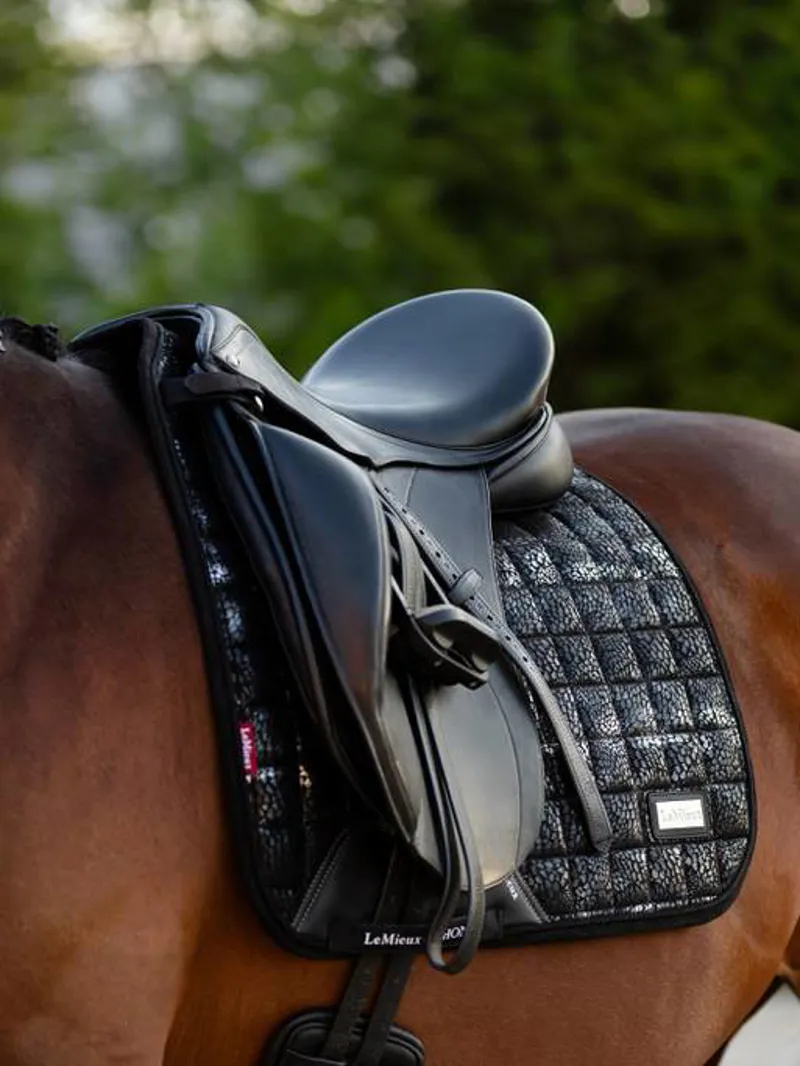 LeMieux Adour Dressage Square Black 2 LeMieux Adour Dressage Square Black - Image 2